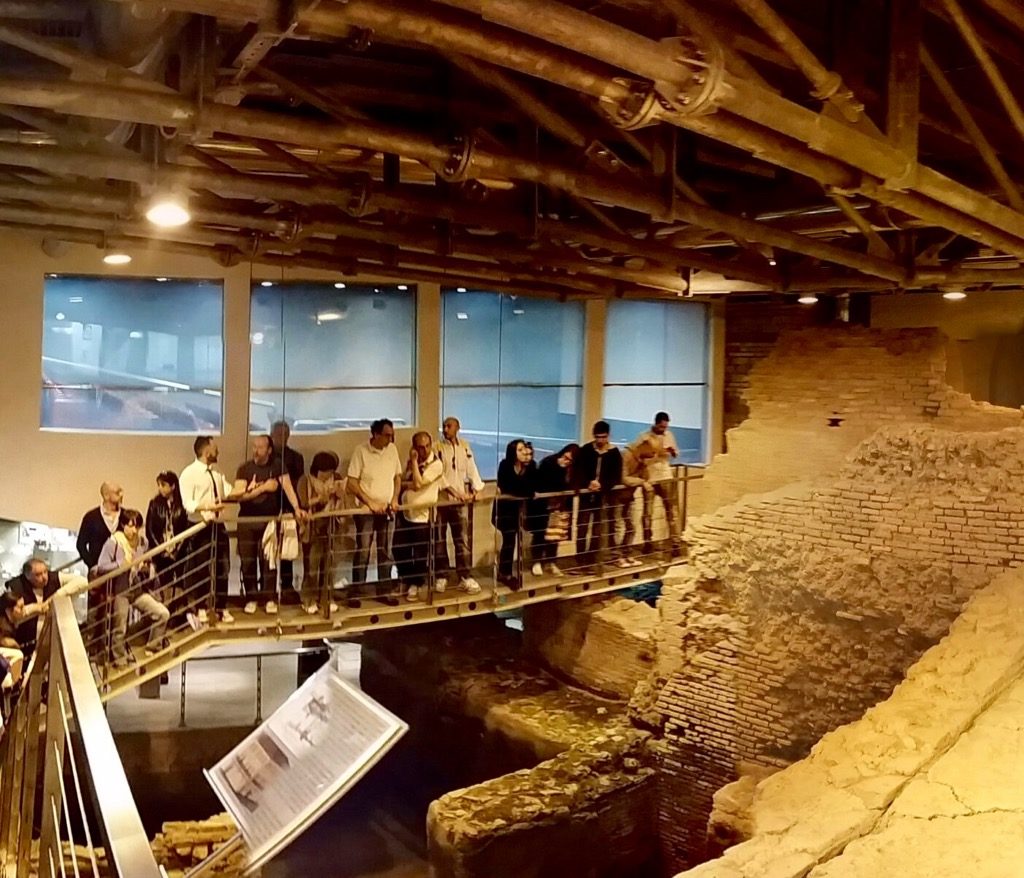 visita guidata area archeologica sotterranea Vicus Caprarius Città dell'Acqua